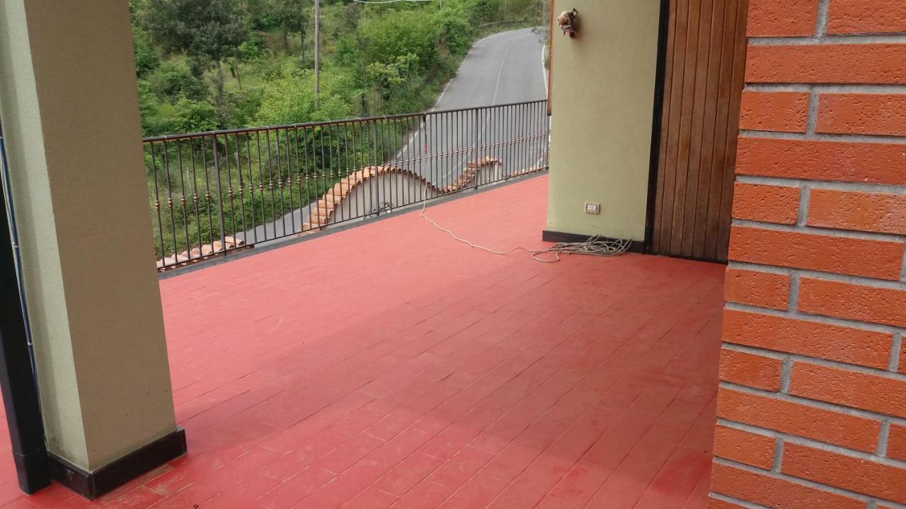 B&B Le Tre Rose Di Maria Pedara Zewnętrze zdjęcie