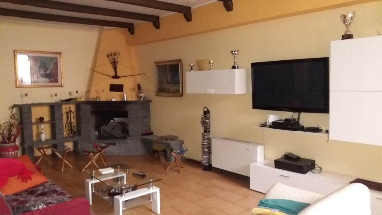 B&B Le Tre Rose Di Maria Pedara Zewnętrze zdjęcie